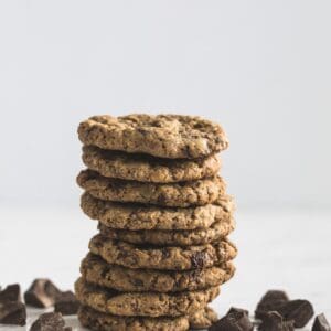 Chocolate Chip Oatmeal Cookies